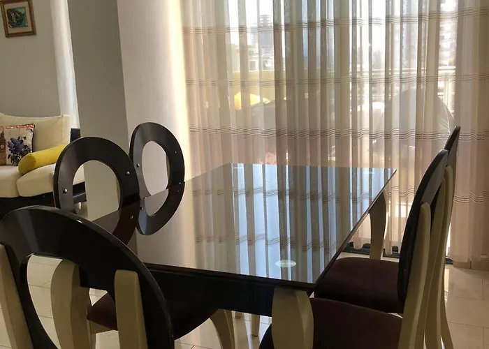 Mema House 아파트