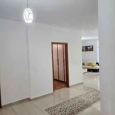 Mema House Apartment